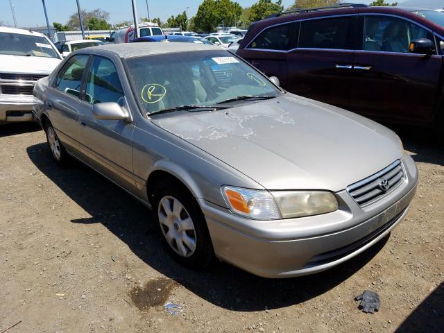 JT2BG22K9Y0382628 - 2000 TOYOTA CAMRY CE  photo 1