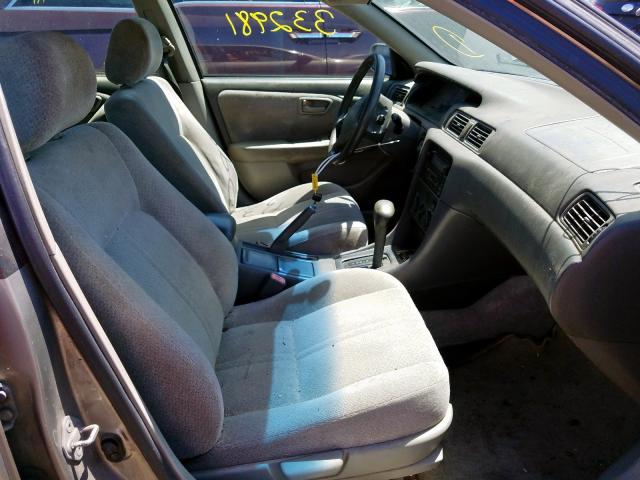 JT2BG22K9Y0382628 - 2000 TOYOTA CAMRY CE  photo 5