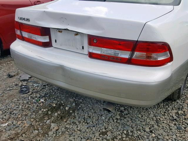 JT8BF28GXY0280850 - 2000 LEXUS ES 300 WHITE photo 9