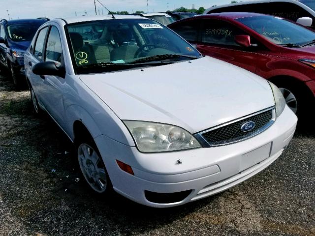 1FAHP34N37W294111 - 2007 FORD FOCUS ZX4 WHITE photo 1