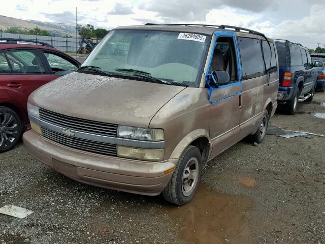 1GNDM19W4XB101387 - 1999 CHEVROLET ASTRO BROWN photo 2