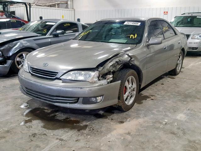 JT8BF28G410300838 - 2001 LEXUS ES 300 BEIGE photo 2