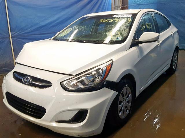 KMHCT4AE9GU137524 - 2016 HYUNDAI ACCENT SE WHITE photo 2