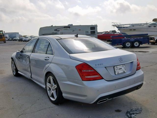 WDDNG7BB1AA295376 - 2010 MERCEDES-BENZ S 550 SILVER photo 3