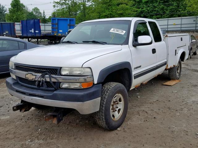 1GCHK29G41E317874 - 2001 CHEVROLET SILVERADO WHITE photo 2