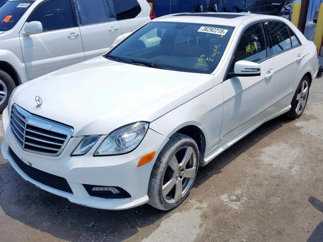 WDDHF5GB2BA411361 - 2011 MERCEDES-BENZ E 350 WHITE photo 2