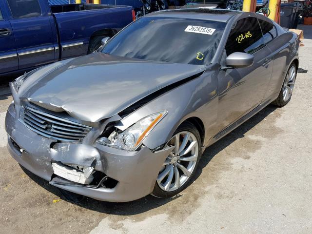 JNKCV64EX8M127414 - 2008 INFINITI G37 BASE GRAY photo 2