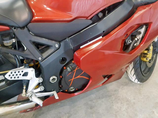 JS1GN7CA552111937 - 2005 SUZUKI GFXR 600 RED photo 7