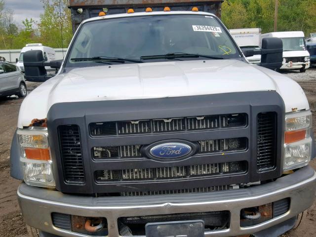 1FDAX5HR4AEA05119 - 2010 FORD F550 SUPER WHITE photo 7