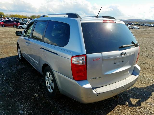 KNDMG4C38A6349240 - 2010 KIA SEDONA LX  photo 3