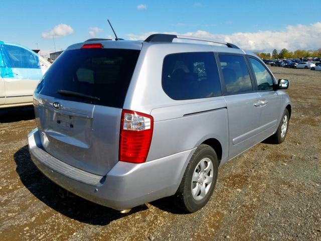 KNDMG4C38A6349240 - 2010 KIA SEDONA LX  photo 4