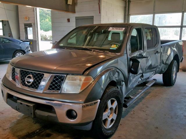 1N6AD09W87C448685 - 2007 NISSAN FRONTIER C GRAY photo 2