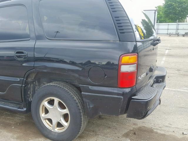 1GKEK63U32J161526 - 2002 GMC DENALI BLACK photo 10