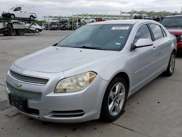 1G1ZH57B19F171587 - 2009 CHEVROLET MALIBU 1LT SILVER photo 2