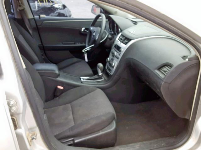 1G1ZH57B19F171587 - 2009 CHEVROLET MALIBU 1LT SILVER photo 5