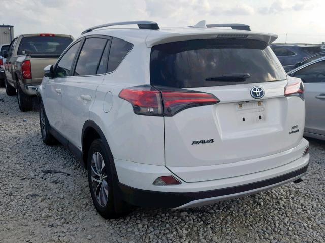 JTMRJREV8HD099975 - 2017 TOYOTA RAV4 HV LE WHITE photo 3