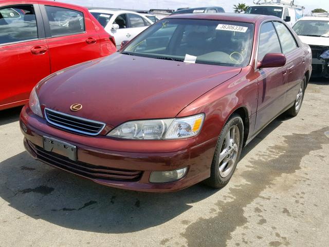 JT8BF28G8Y0247698 - 2000 LEXUS ES 300 BURGUNDY photo 2