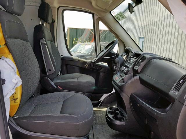 3C6TRVBG5GE122680 - 2016 RAM PROMASTER WHITE photo 5