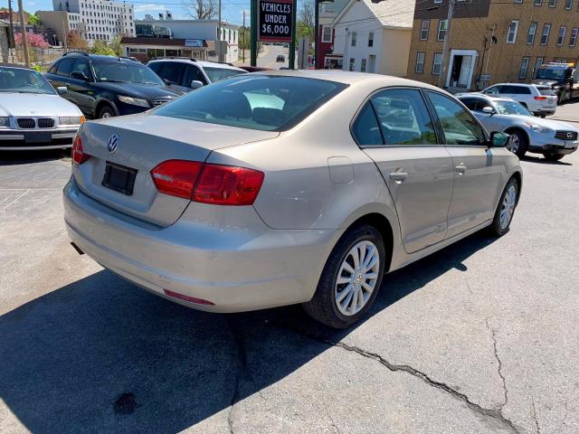 3VW2K7AJ9CM453311 - 2012 VOLKSWAGEN JETTA BASE TAN photo 5