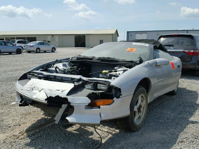 2G1FP32K3V2122422 - 1997 CHEVROLET CAMARO BAS ვერცხლისფერი ფოტო 2