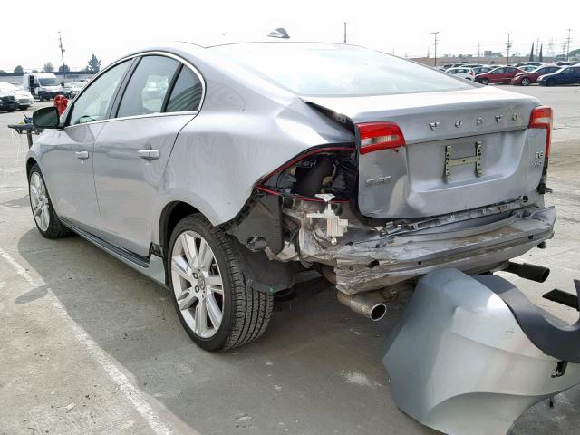 YV1902FH7C2101748 - 2012 VOLVO S60 T6 SILVER photo 3