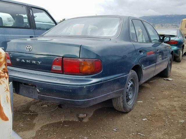 4T1BG12K4TU714344 - 1996 TOYOTA CAMRY DX GREEN photo 4