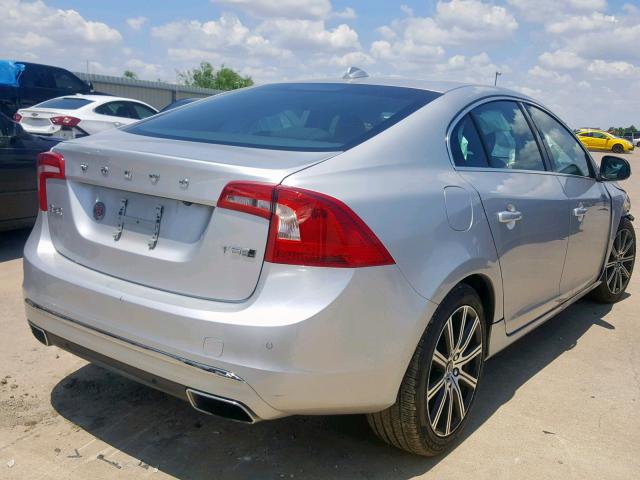 LYV402TK1HB149929 - 2017 VOLVO S60 PREMIE SILVER photo 4