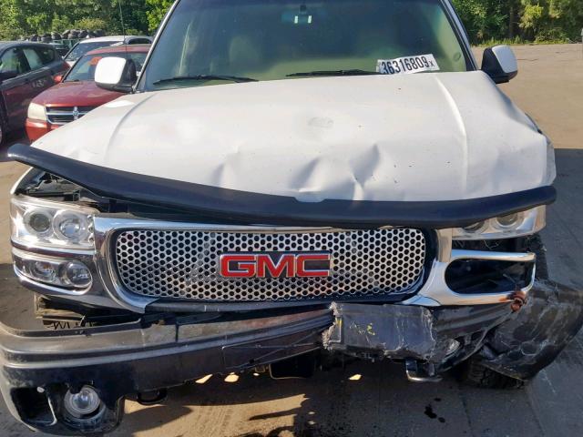 1GKFK66U46J129352 - 2006 GMC YUKON XL D WHITE photo 7