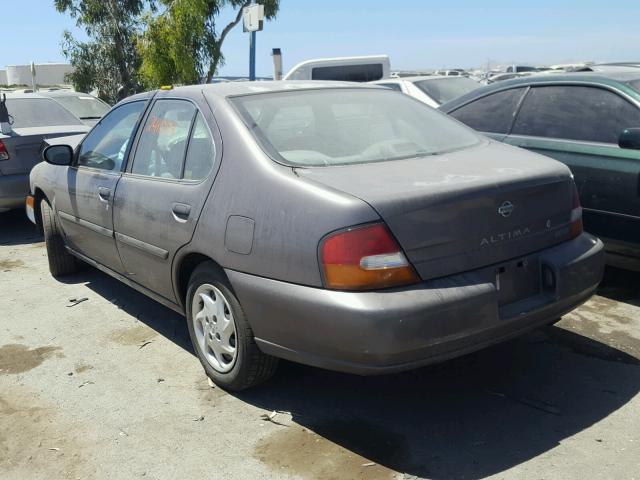 1N4DL01D7WC154101 - 1998 NISSAN ALTIMA XE GRAY photo 3