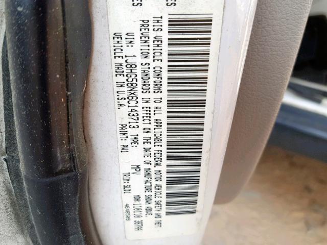 1J8HG58NX6C143713 - 2006 JEEP COMMANDER WHITE photo 10