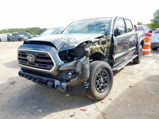 3TMAZ5CN5JM060014 - 2018 TOYOTA TACOMA DOUBLE CAB  photo 2