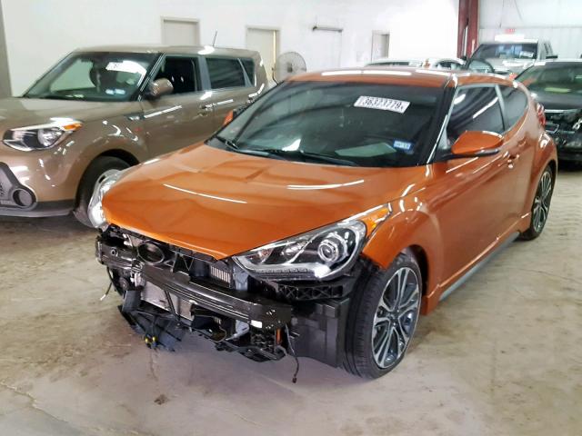 KMHTC6AE0GU301111 - 2016 HYUNDAI VELOSTER T ORANGE photo 2