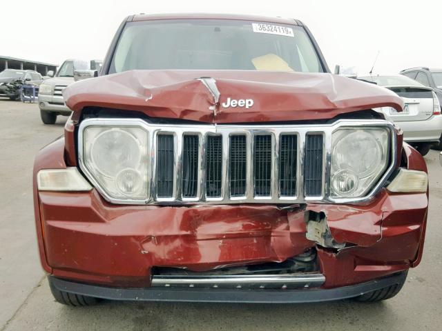 1J8GP58K38W141868 - 2008 JEEP LIBERTY LI RED photo 9