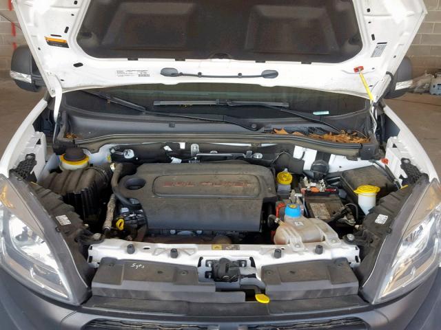 ZFBERFAB8H6E81371 - 2017 RAM PROMASTER 白色 照片 7