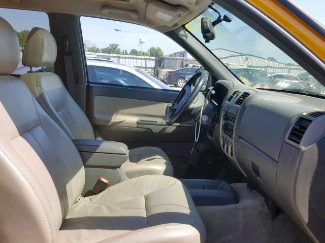 1GCDT136958265619 - 2005 CHEVROLET COLORADO YELLOW photo 5