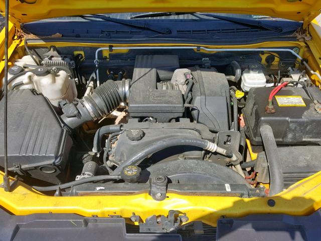 1GCDT136958265619 - 2005 CHEVROLET COLORADO YELLOW photo 7