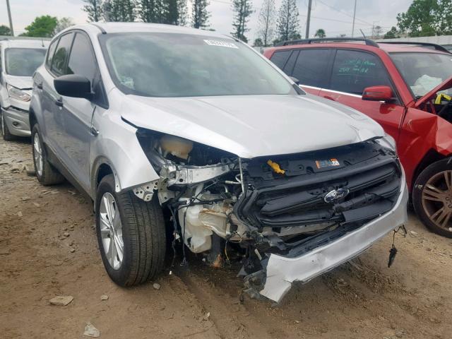 1FMCU0F76JUA06798 - 2018 FORD ESCAPE S SILVER photo 1