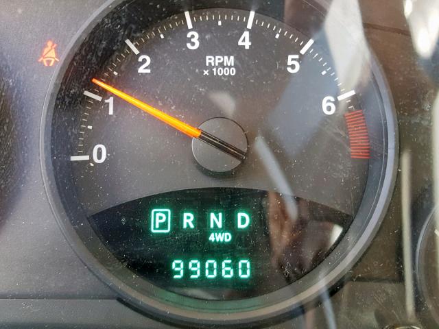 1J4NF4FB0AD507022 - 2010 JEEP COMPASS SP ვერცხლისფერი ფოტო 8