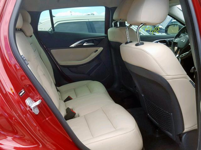 SJKCH5CP1JA043847 - 2018 INFINITI QX30 BASE RED photo 6