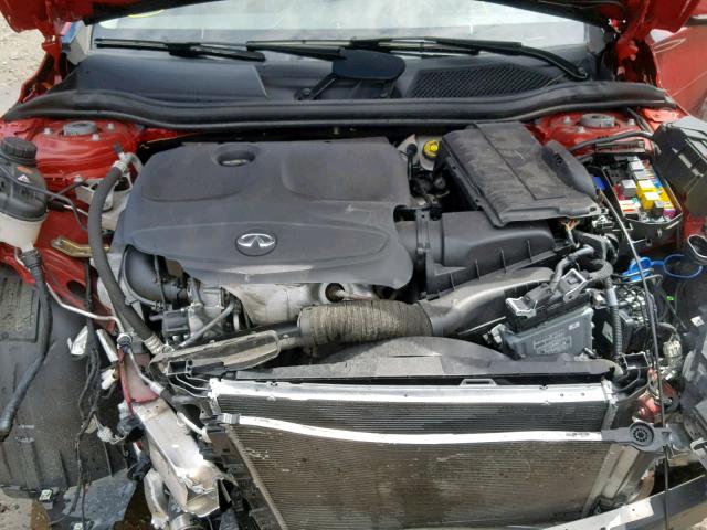 SJKCH5CP1JA043847 - 2018 INFINITI QX30 BASE RED photo 7
