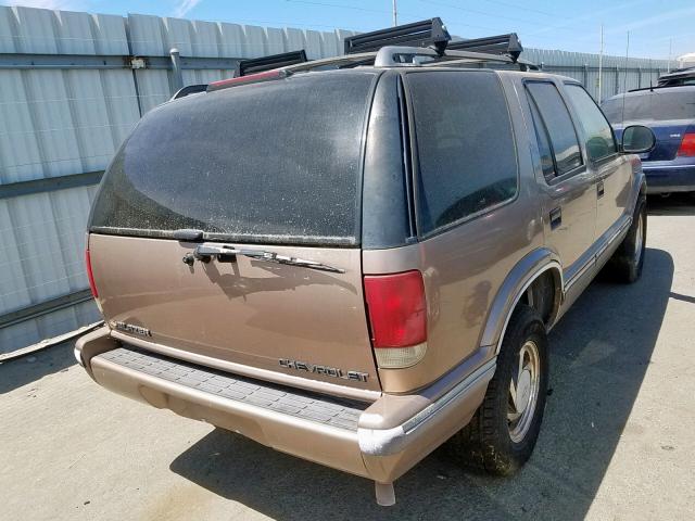 1GNDT13W0T2225646 - 1996 CHEVROLET BLAZER BROWN photo 4