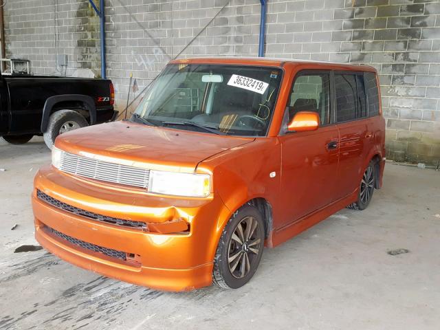 JTLKT324X40163685 - 2004 TOYOTA SCION XB 橙色 照片 2