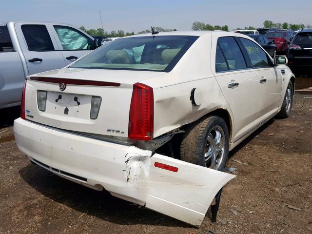 1G6DW67V180112793 - 2008 CADILLAC STS WHITE photo 4