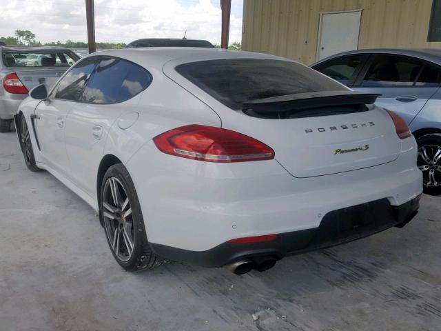 WP0AD2A75GL041264 - 2016 PORSCHE PANAMERA S WHITE photo 3