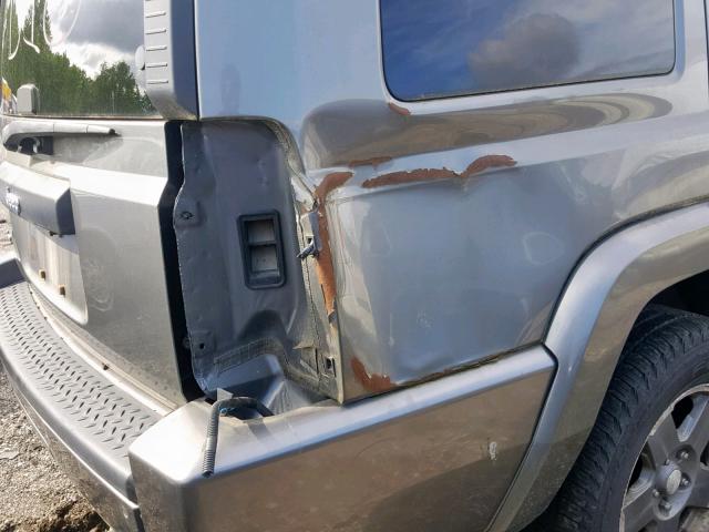 1J8HG48K97C567367 - 2007 JEEP COMMANDER GRAY photo 9