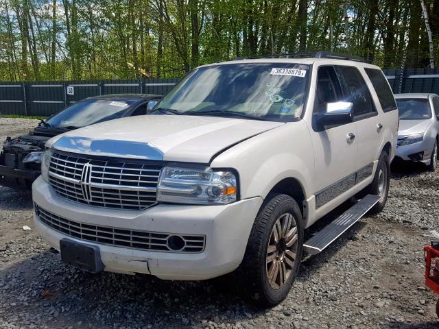 5LMFU28577LJ21880 - 2007 LINCOLN NAVIGATOR 白色 照片 2