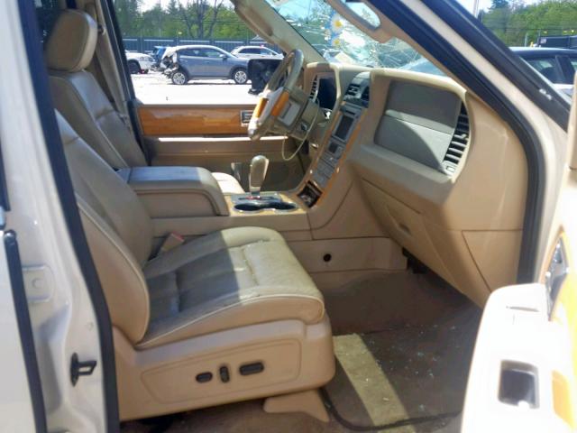 5LMFU28577LJ21880 - 2007 LINCOLN NAVIGATOR 白色 照片 5