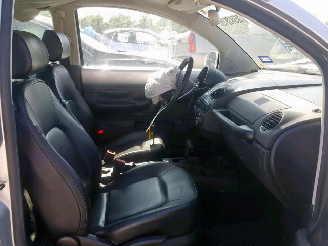 3VWPW31C58M507800 - 2008 VOLKSWAGEN NEW BEETLE ვერცხლისფერი ფოტო 5