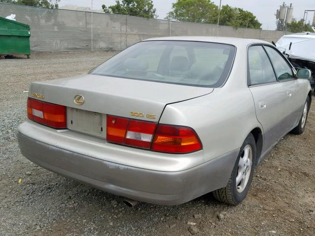 JT8BF22G1V0034273 - 1997 LEXUS ES 300 GOLD photo 4