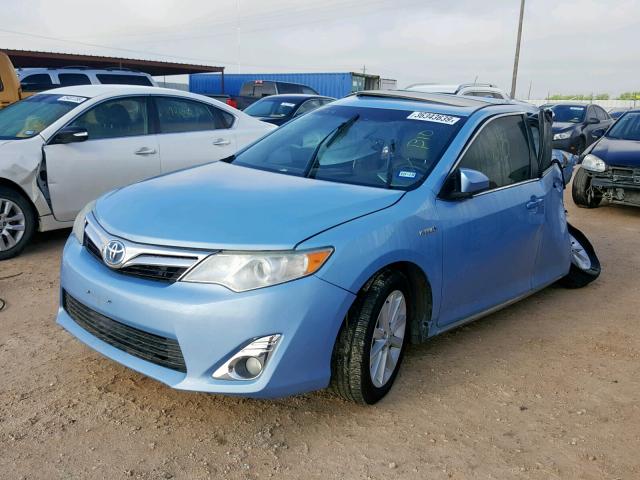 4T1BD1FK9CU057561 - 2012 TOYOTA CAMRY HYBR BLUE photo 2